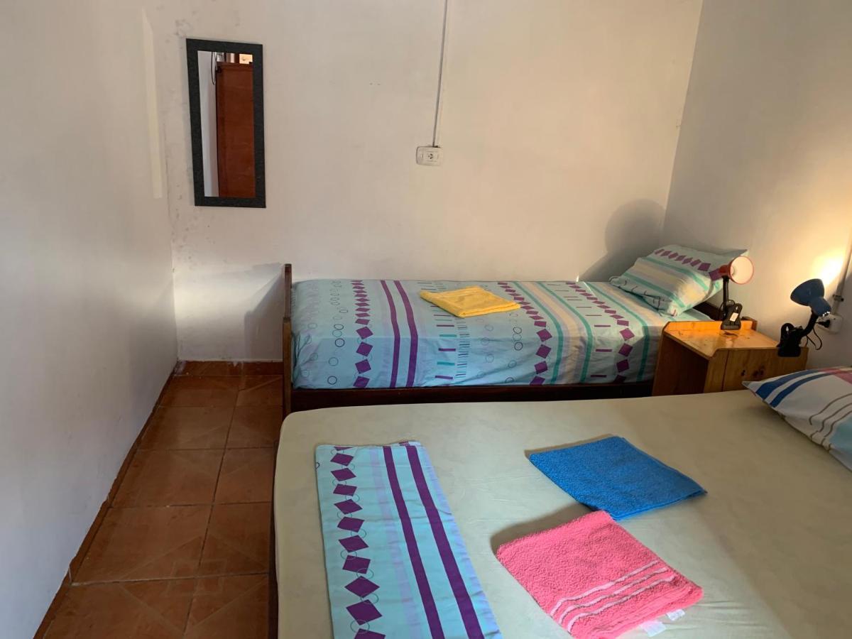 Litt Iguazu Hostal Puerto Iguazu Exterior photo
