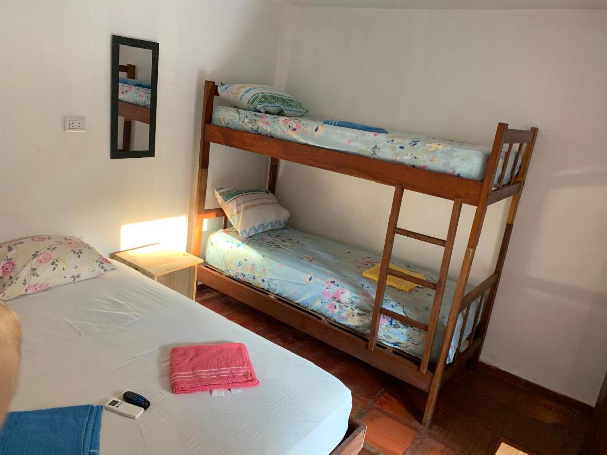 Litt Iguazu Hostal Puerto Iguazu Exterior photo