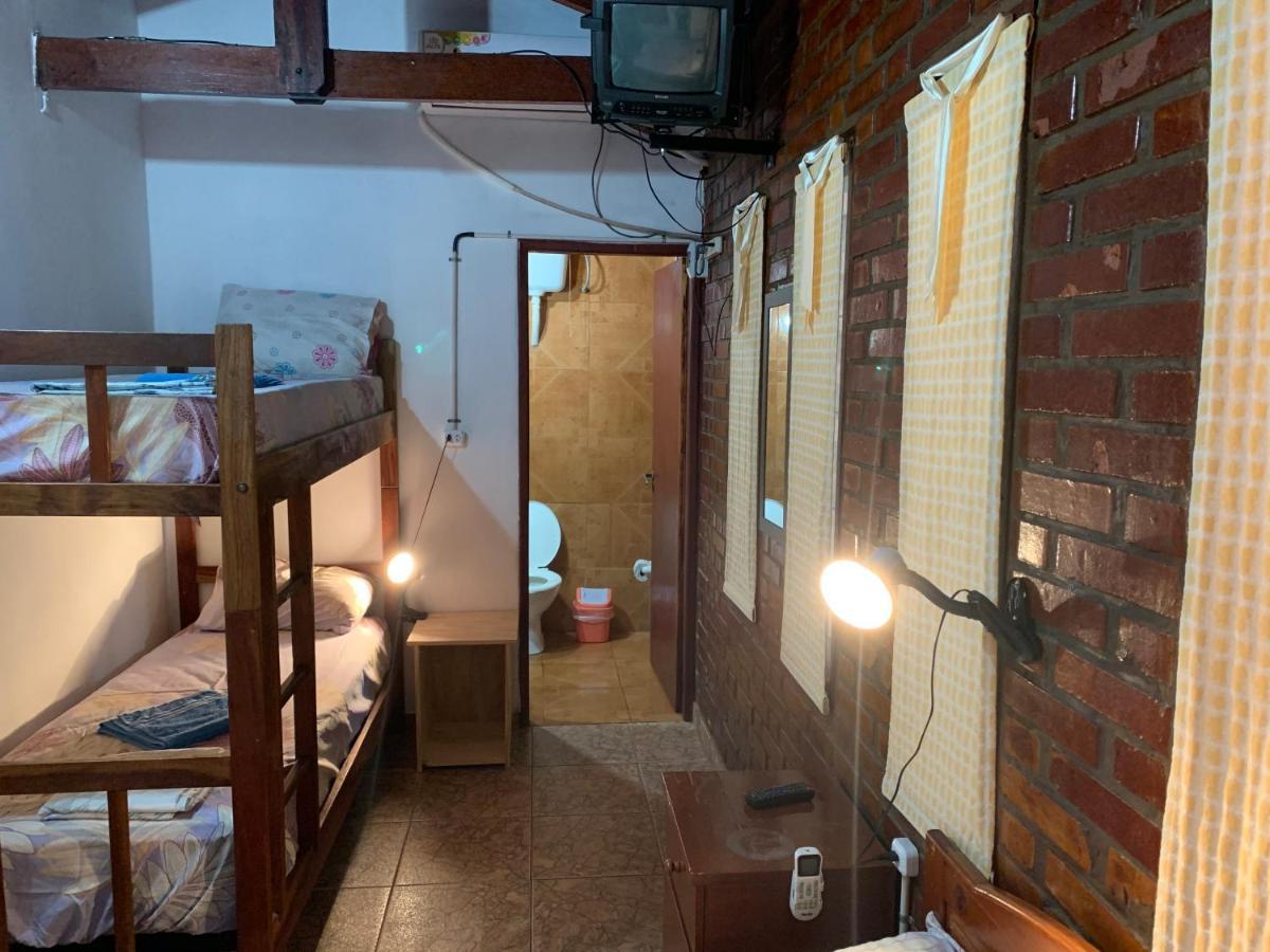 Litt Iguazu Hostal Puerto Iguazu Exterior photo