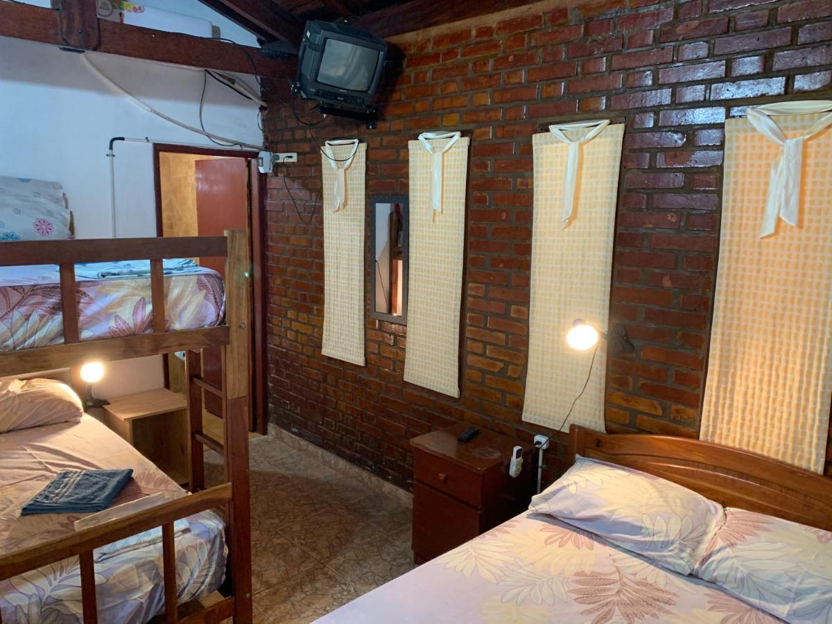 Litt Iguazu Hostal Puerto Iguazu Exterior photo